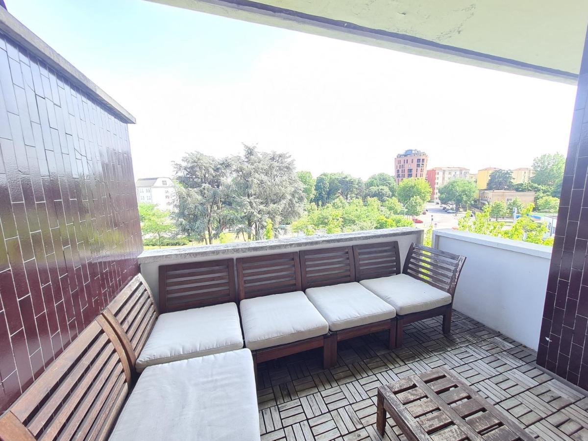 Ottoboni Charme Apartment With Terrace Milano Exterior foto