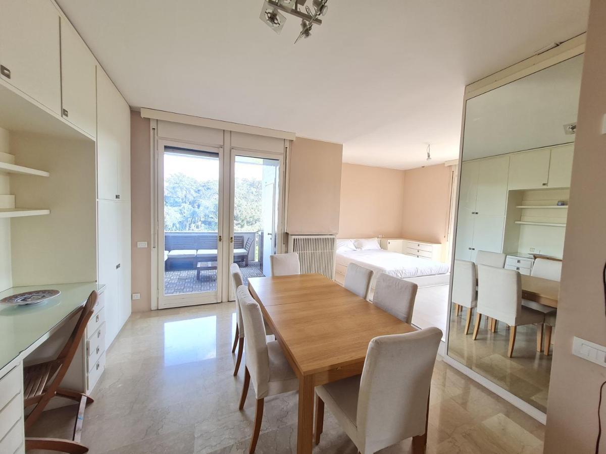 Ottoboni Charme Apartment With Terrace Milano Exterior foto